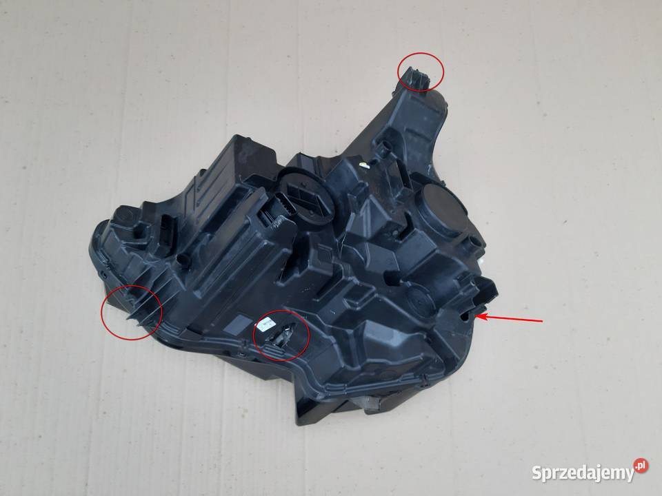 CITROEN C4 III REFLEKTOR PRAWY LAMPA PRAWA
