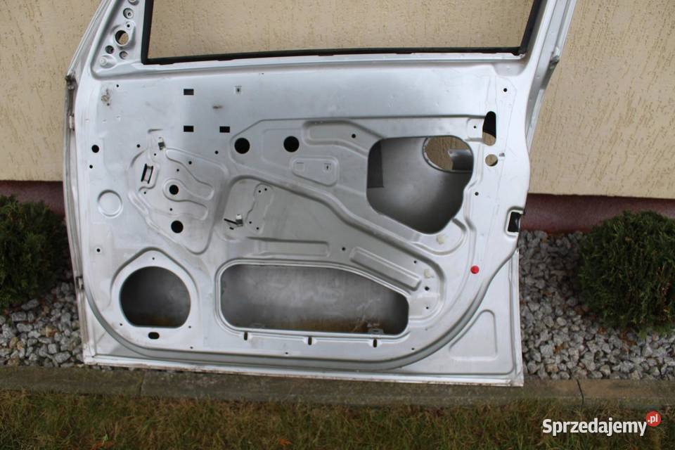 DRZWI PRAWY PRZÓD Z157 OPEL MERIVA A