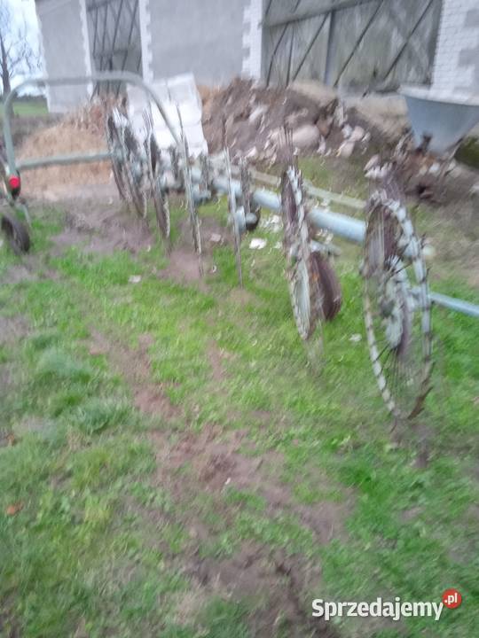 Zgrabiarko przetrzacharka do siana Rolnictwo Serock