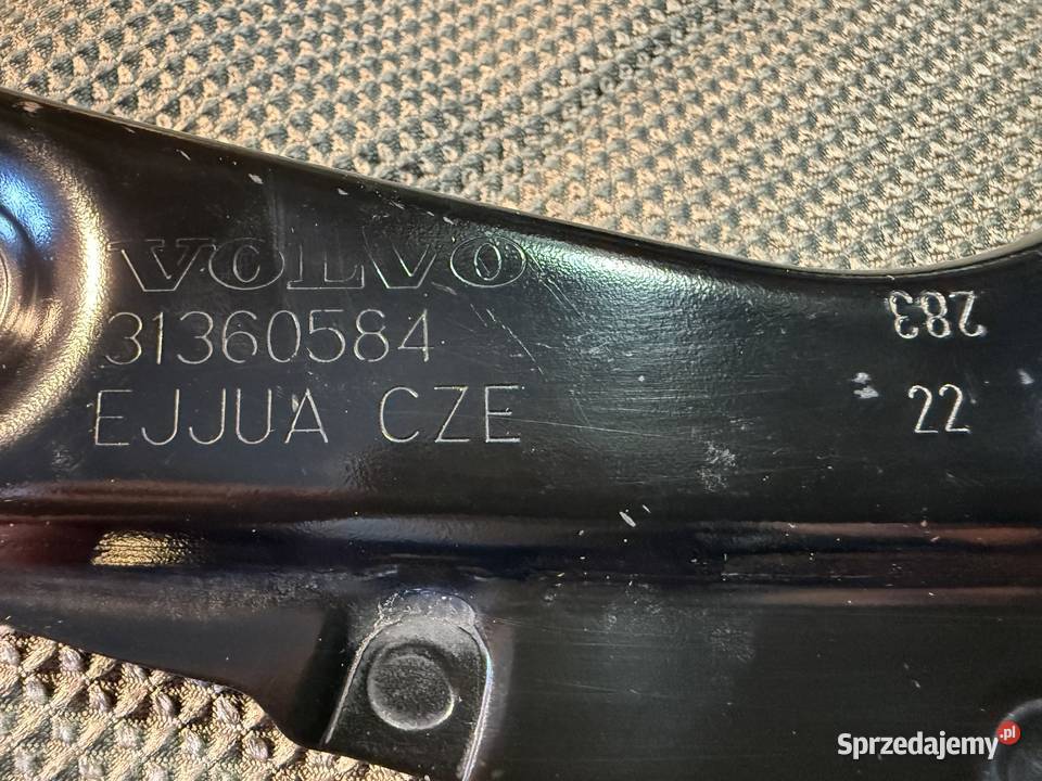 Wahacz tylny górny poprzeczny VOLVO XC60 Zestawy zawieszenia Zawieszenie i amortyzacja Pilzno sprzedam