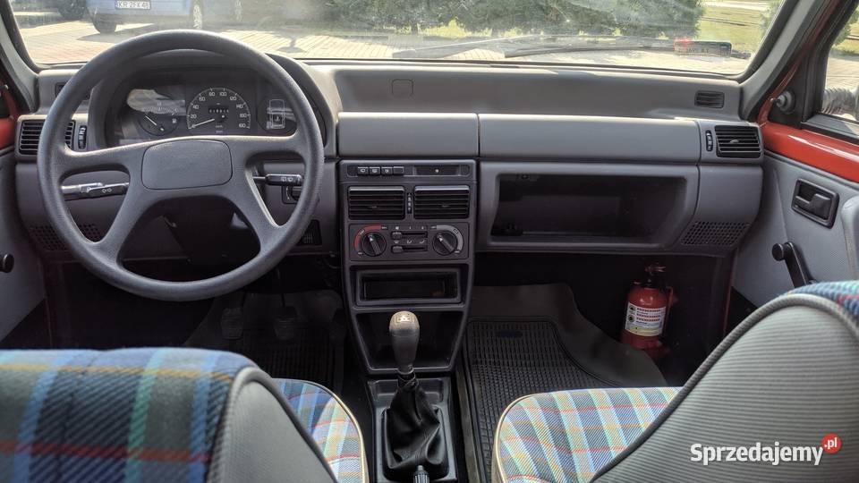 Fiat Uno garażowany stan kolekcjonerski przebieg Jędrzejów