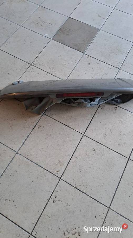 Spojler klapy tylnej Clio IV TEKNG osobowe Radomsko