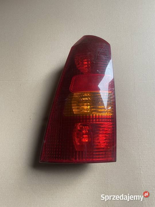 Lampa tył tylna lewa Ford focus mk3 lift kombi Szczecin