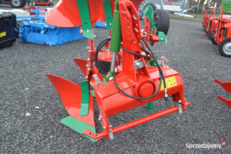 Pług obrotowy AGROMasz 4skibowy Olesno