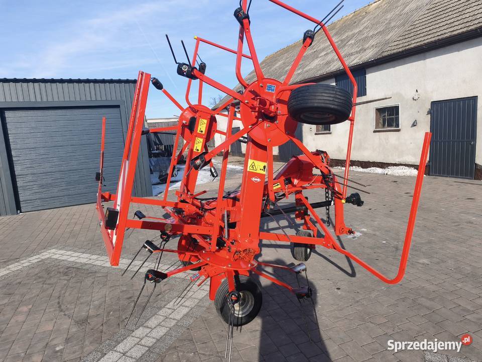 Przetrząsarka KUHN 5202 nowy model