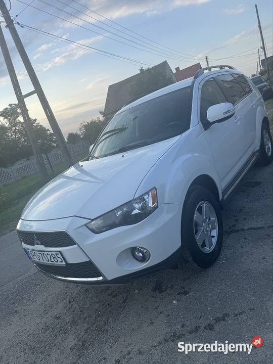 Mitsubishi Outlander 22 DID Intense 4WD Komprachcice