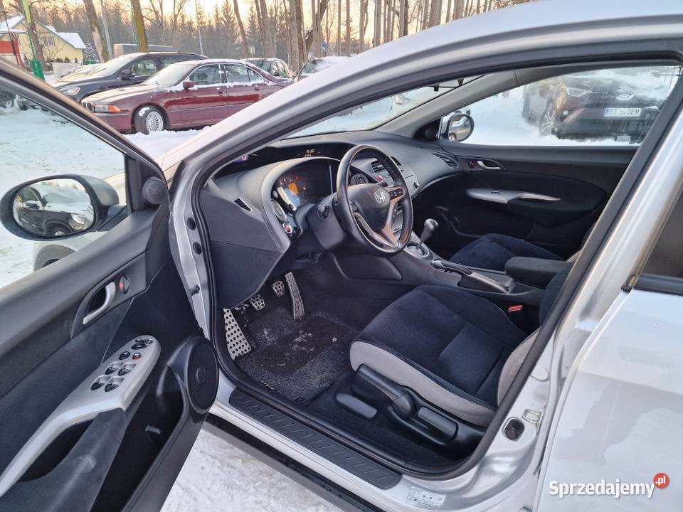 5 Drzwi 18 Benzyna Sprowadzony Zarejestrowany Białystok