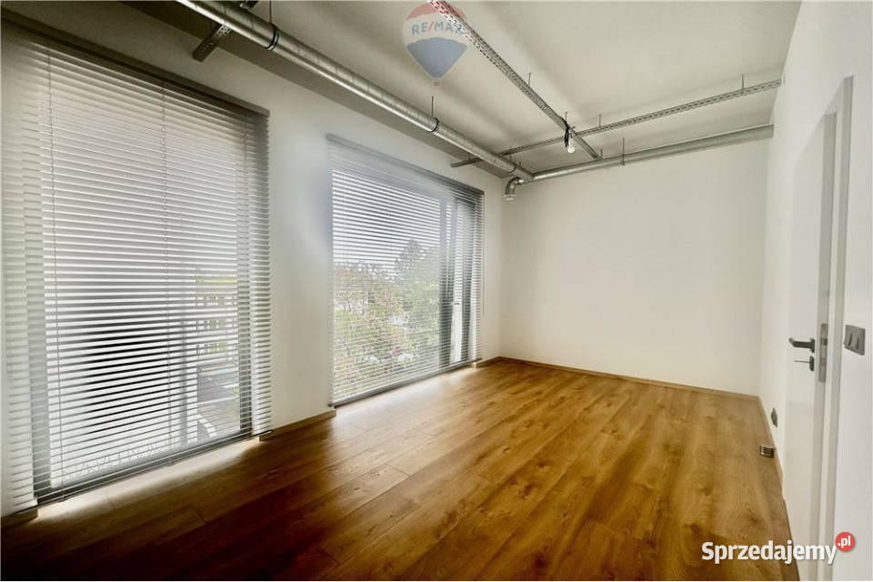 Prestiżowy lokal z garażem podziemnym centrum klimatyzacja