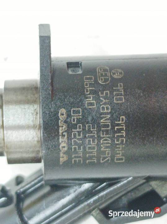 WTRYSKIWACZ 0445116016 31272690 24 D Volvo V60 I