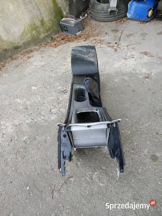 Tunel mondeo MK4 Deski rozdzielcze, konsole