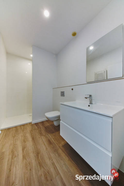 Dom wolnostojący 890m2 Raczki 454m2