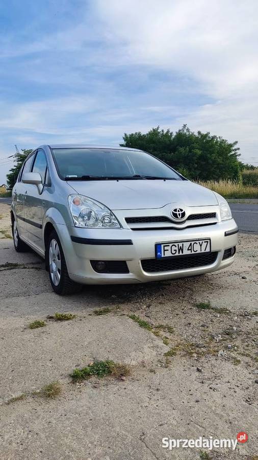 Toyota Corolla Verso 16 2006 nieuszkodzony