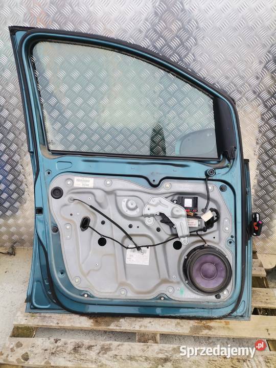 Drzwi Prawy Przód Volkswagen Touran 04r osobowe Pogorzelec sprzedam