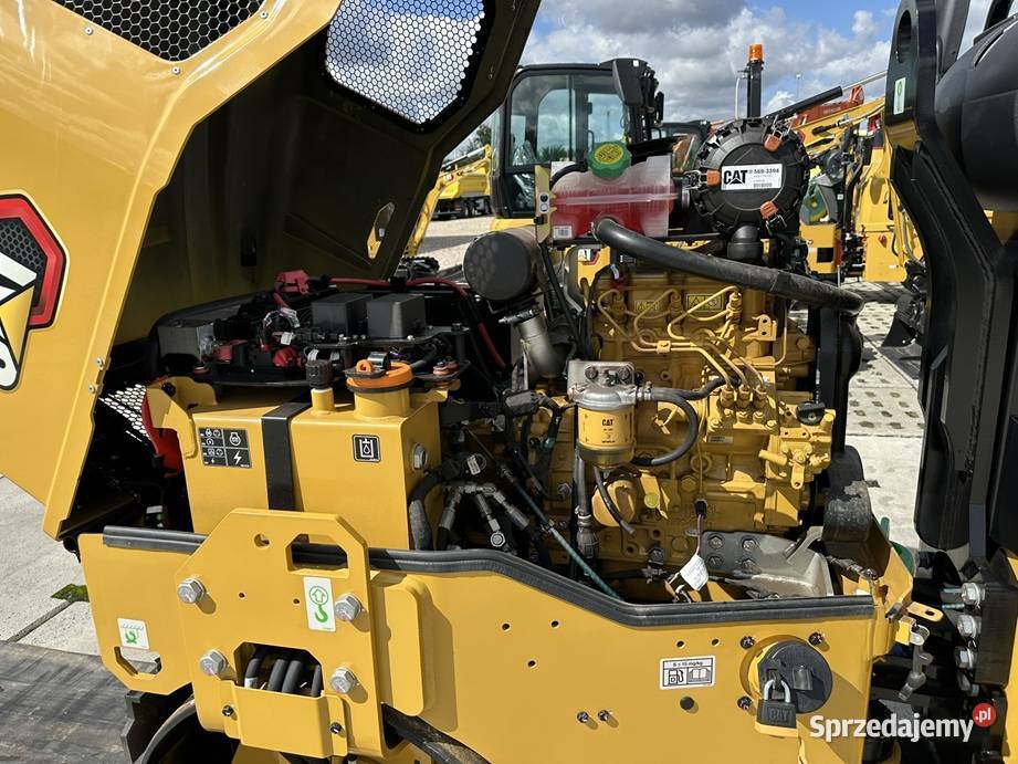 WALEC DROGOWY CATERPILLAR CB25 GC Tuliszków
