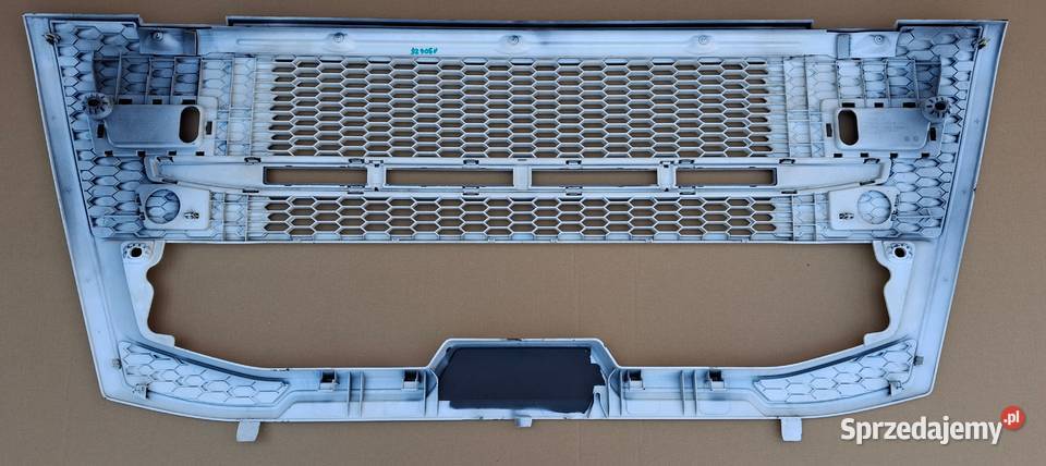 VOLVO FM3 FMX GRILL ATRAPA DOLNA KRATKA PRZÓD Bieleń sprzedam
