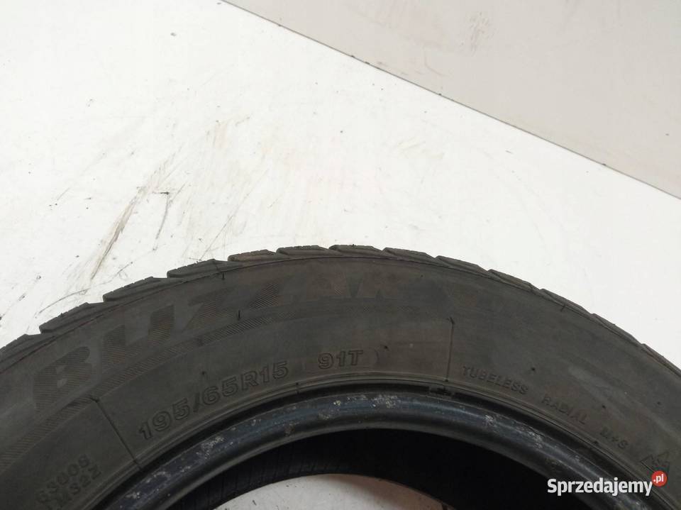 OPONA ZIMOWA BRIDGESTONE BLIZZAK LM32 19565R15 195