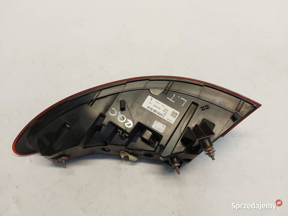 Mercedes EQC 400 W293 LAMPA LEWA TYŁ TYLNA