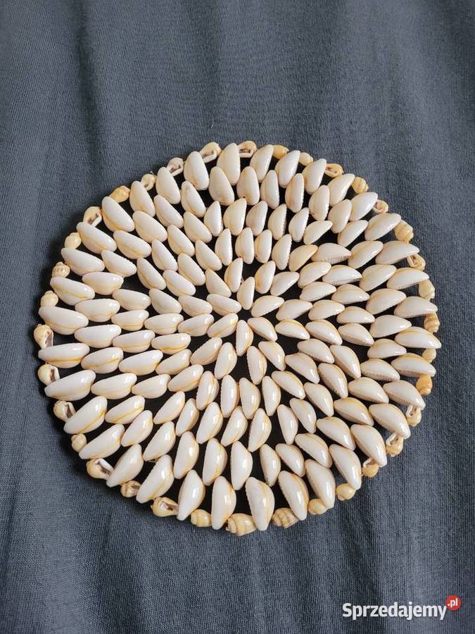 Kremowobiała okrągła podkładka pod talerz z Poznań