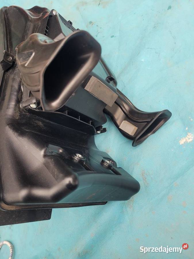 Suzuki gsx 8 R S airbox wlot powietrza 23 wielkopolskie Nowy Tomyśl