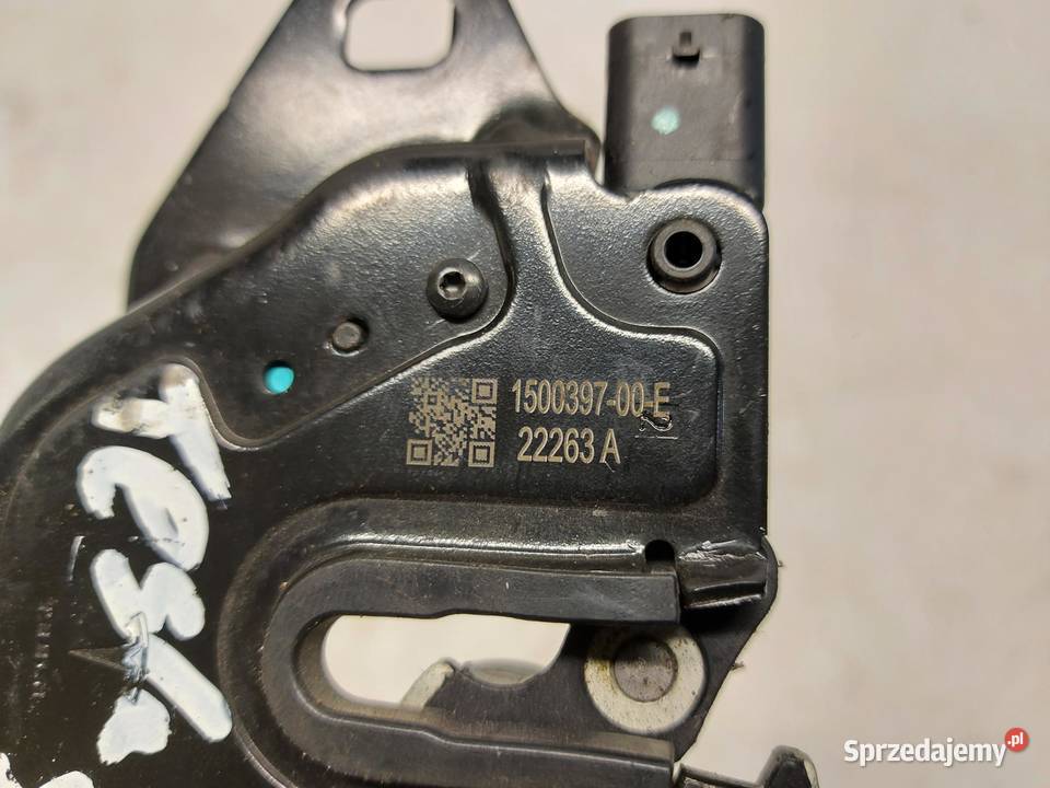 TESLA MODEL Y 2022r ZAMEK RYGIEL MASKI sprzedam