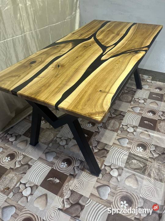 Stół z żywicą orzech mazowieckie Błonie