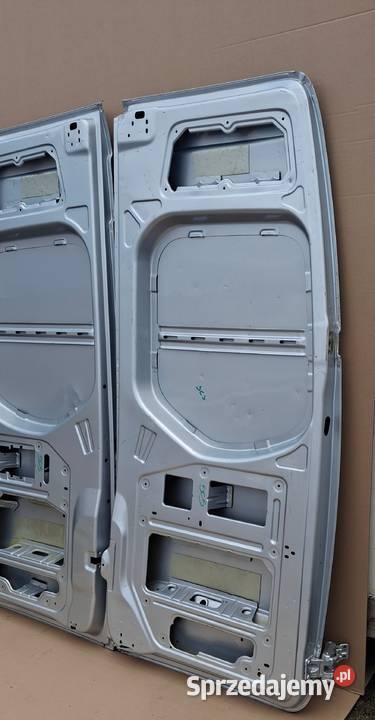 MERCEDES SPRINTER W907 W910 DRZWI TYŁ LEWE PRAWE Drzwi Bieleń