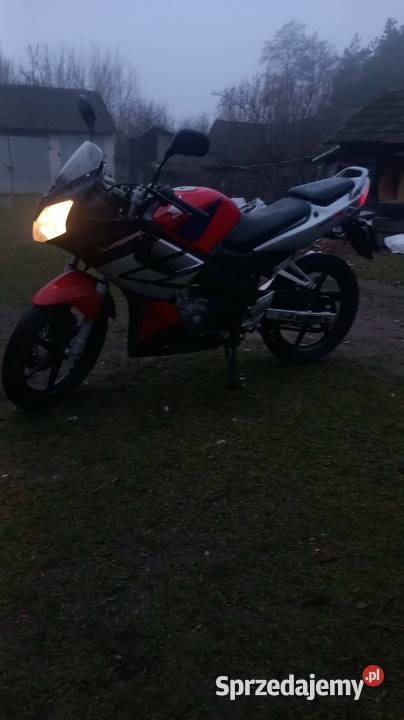 Honda CBR 125 JC34 13000km Motocykle, skutery, quady Chruślanki Józefowskie