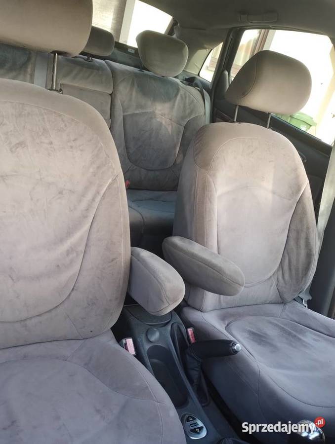 Citroen C5 5 drzwi 5 biegów 136 benzyna 2001 Nowe Załubice