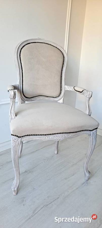 Stylowy patynowany fotel Ludwik Shabby Chic