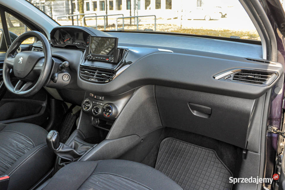 Peugeot 208 2014 r 93 Wrocław sprzedam
