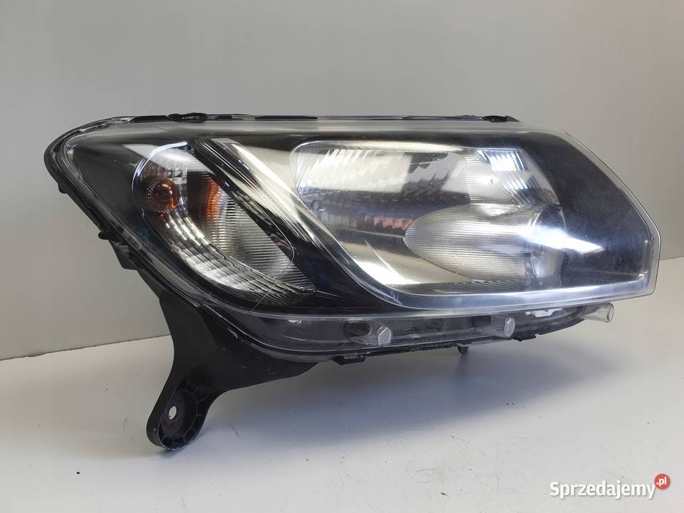 LAMPA PRAWA Dacia Logan Sandero II 1216r