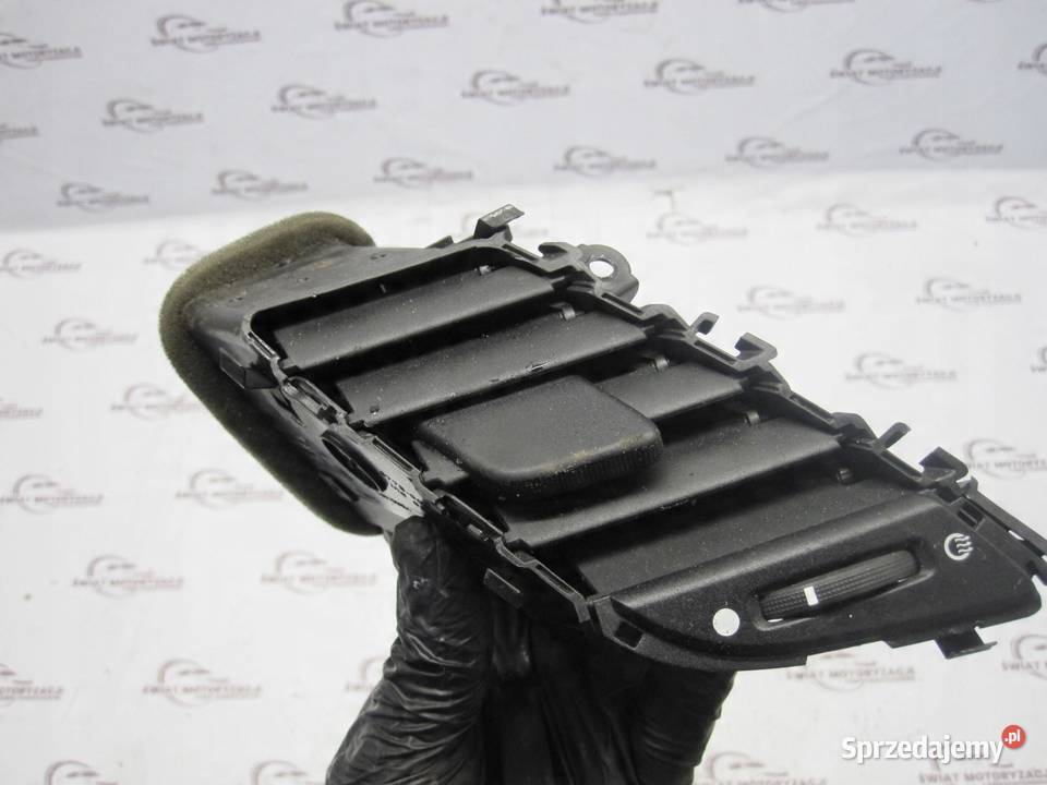 FORD FIESTA VII 09r kratka nawiewu lewa środek osobowe świętokrzyskie