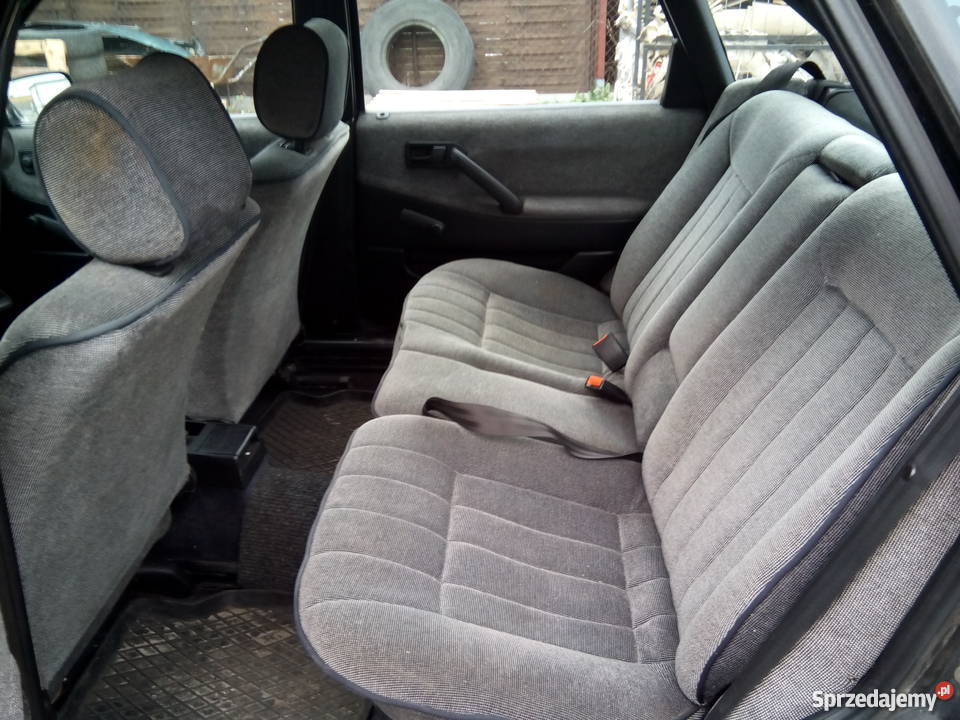 Volkswagen Passat B3 Sedan / Limuzyna Passat Poznań
