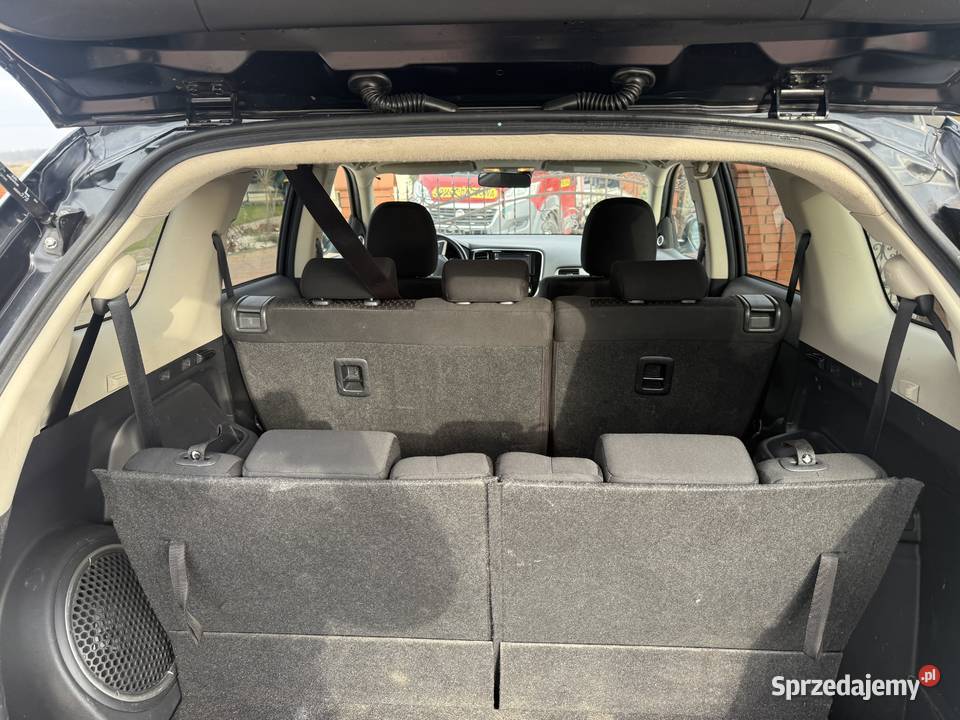 Mitsubishi Outlander 3 20 benzyna 2014 7 osobowy benzyna świętokrzyskie Iwaniska sprzedam