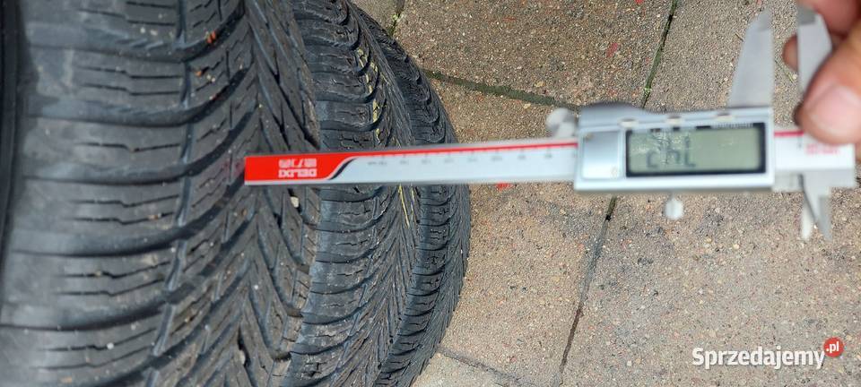 Opony całoroczne 21550R17 4 sztuki całoroczne Krępiec