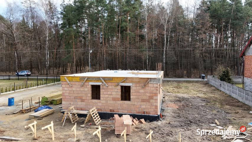 sprzedaży domu wolnostojącego 11747m2 Dąbrówka sprzedam