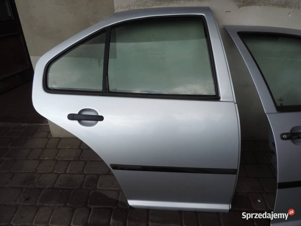 DRZWI PRAWY TYŁ VW BORA SEDAN LA7W Nowy Sącz