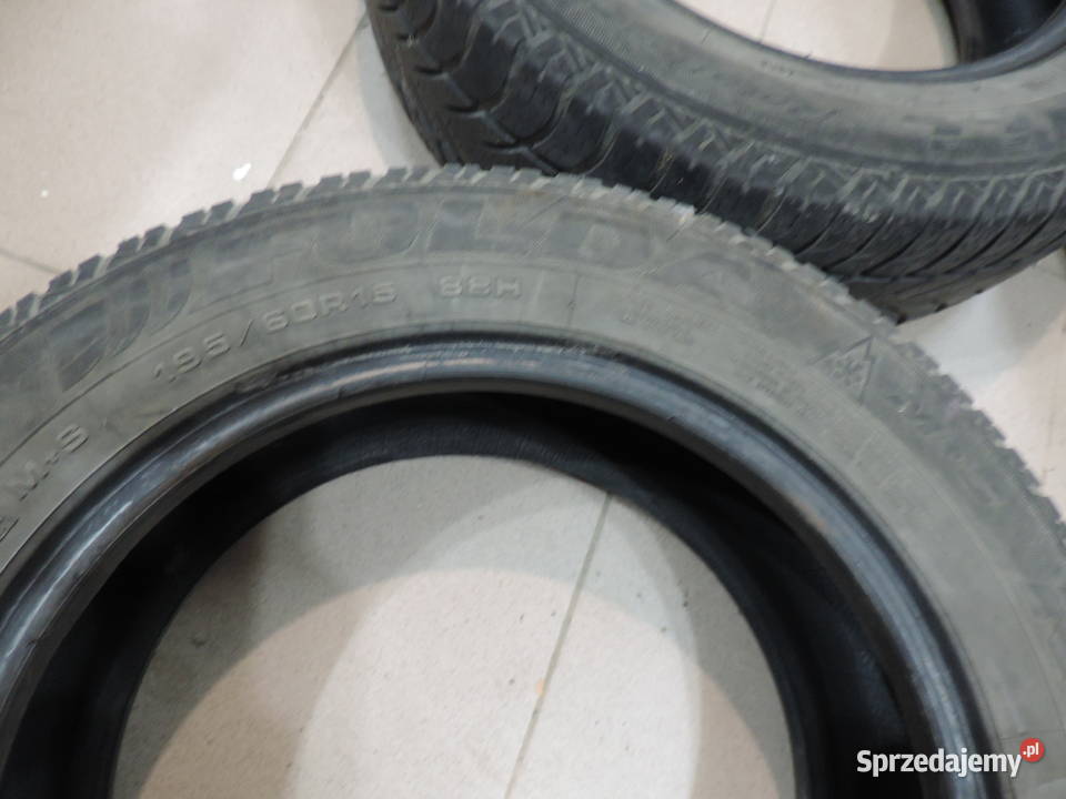 Opony z felgami Toyoty Corolla sprzedam