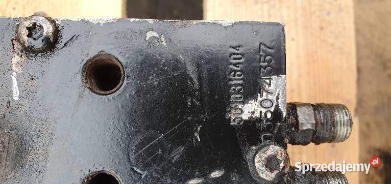 SIŁOWNIK PODNOSZENIA KABINY 5010316404 PREMIUM osobowe Lipno