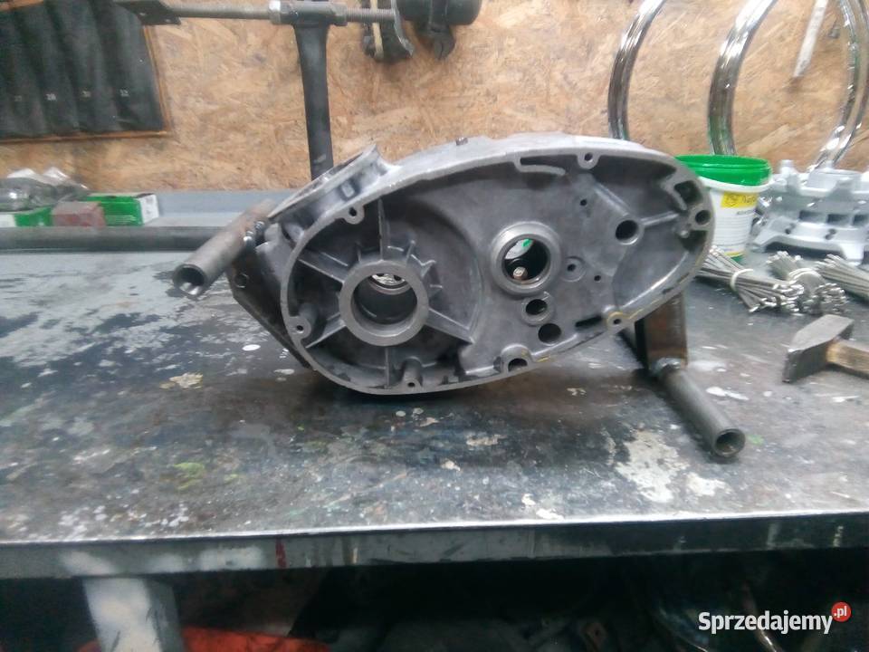 Osa m50 m52 mocowanie silnika górne Rakoniewice
