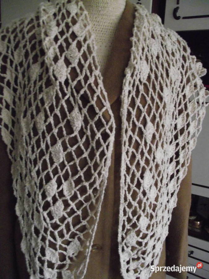 AŻUROWA CHUSTA W MUSZELKI autorskie rękodzieło Dla kobiet Piła