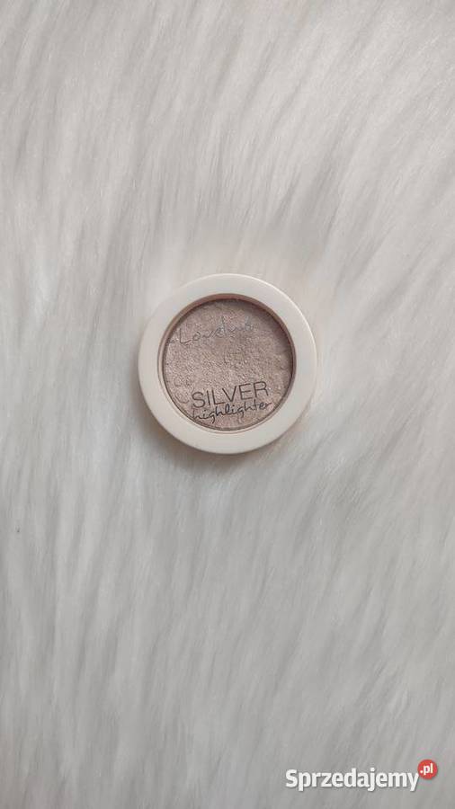 Rozświetlacz do twarzy Lovely Silver małopolskie