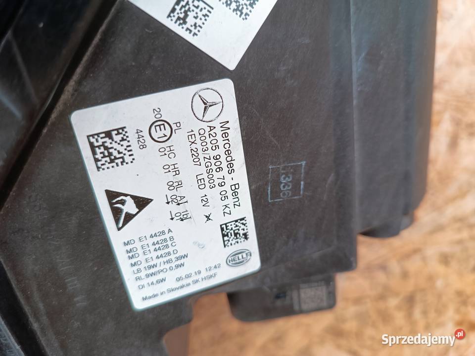 LAMPA LEWY PRZÓD REFLEKTOR EU A2059067905 osobowe Nowy Tomyśl