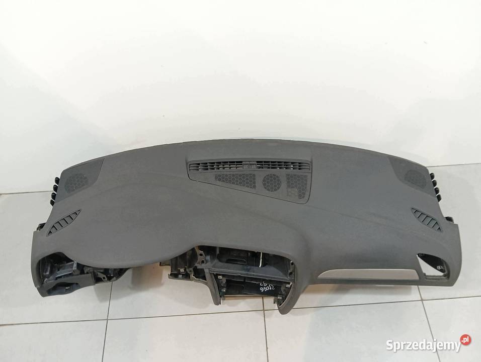 DESKA ROZDZIELCZA KOKPIT PULPIT EUROPA AIRBAG Rok produkcji 2009 Deski rozdzielcze, konsole