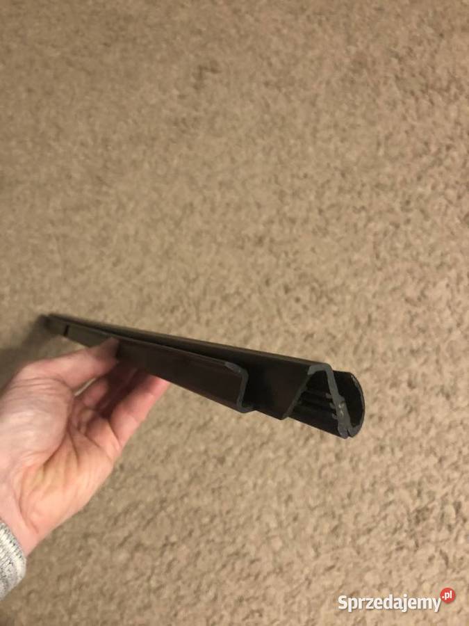 Listwa zgarniająca szyby tyłlewy Seat ToledoLeon Lublin