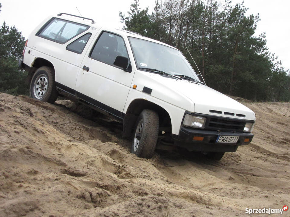 Nissan Terrano I 24 GAZ Uczciwa Tanio Gwarancja