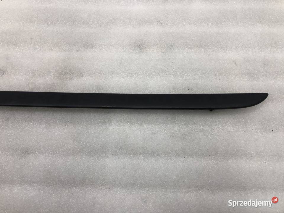 LISTWA SZYBY LEWA AM51R03195 FORD C II osobowe wielkopolskie