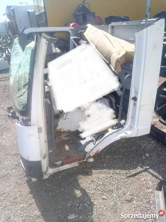 PRÓG LEWY ĆWIARTKA KABINY MERCEDES ATEGO Rzędowice sprzedam