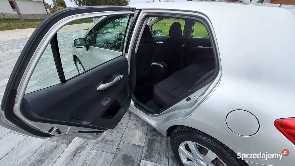 Toyota Auris 16 VVTi pięknie utrzymana serwis małopolskie Niedomice