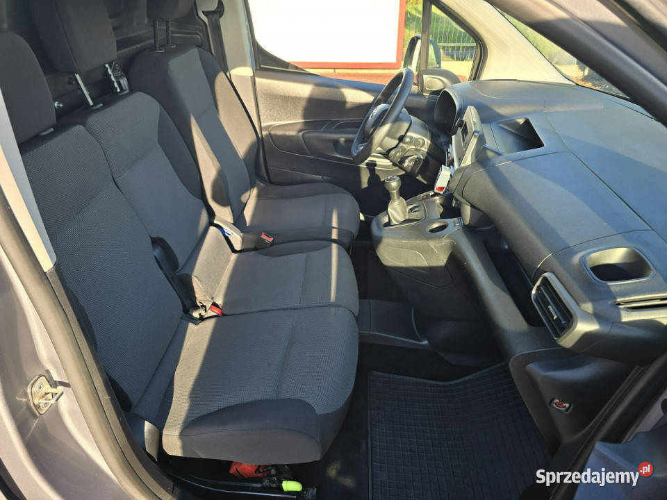 Toyota Proace City 15 D4D 3osobowa Salon Polska kujawsko-pomorskie Nasiegniewo